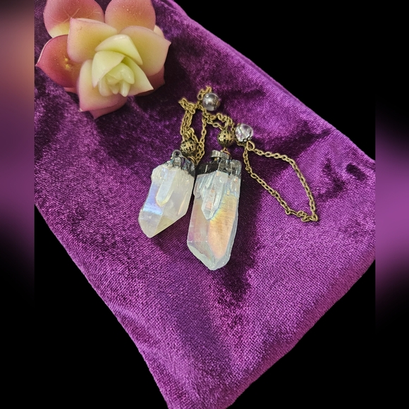 Spirit Angel Aura Quartz Pendulum - Picture 1 of 4